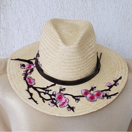 ALMOND TREE EMBROIDERED HAT.