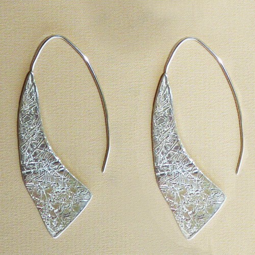 HANDMADE SILVER 925 EARRINGS.